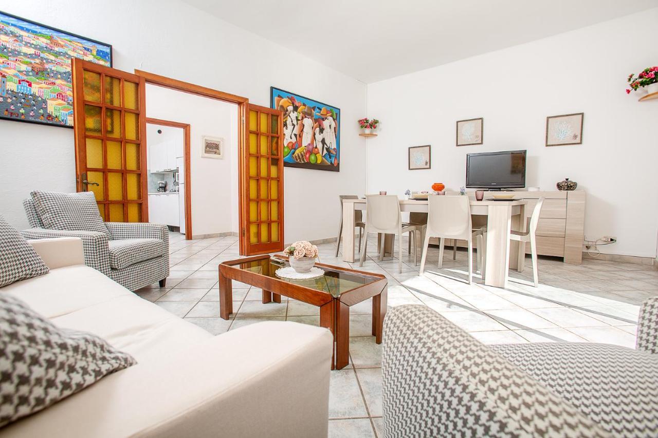 Appartamenti Lungoni Santa Teresa Gallura Bagian luar foto